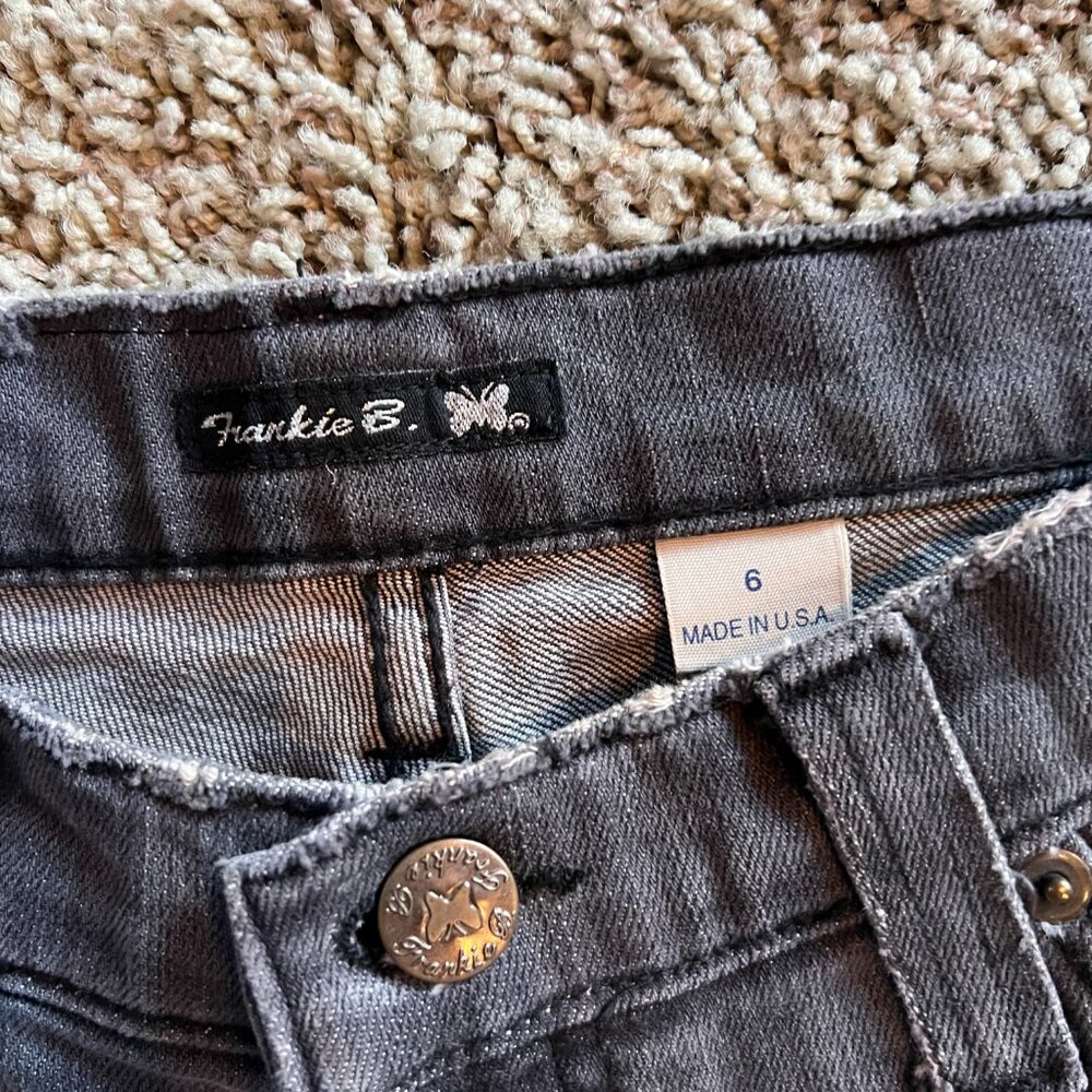 Y2K Frankie B Denim Size 6 Low Waist Flare Jeans Dark Wash Fringe Hem - Picture 2 of 3